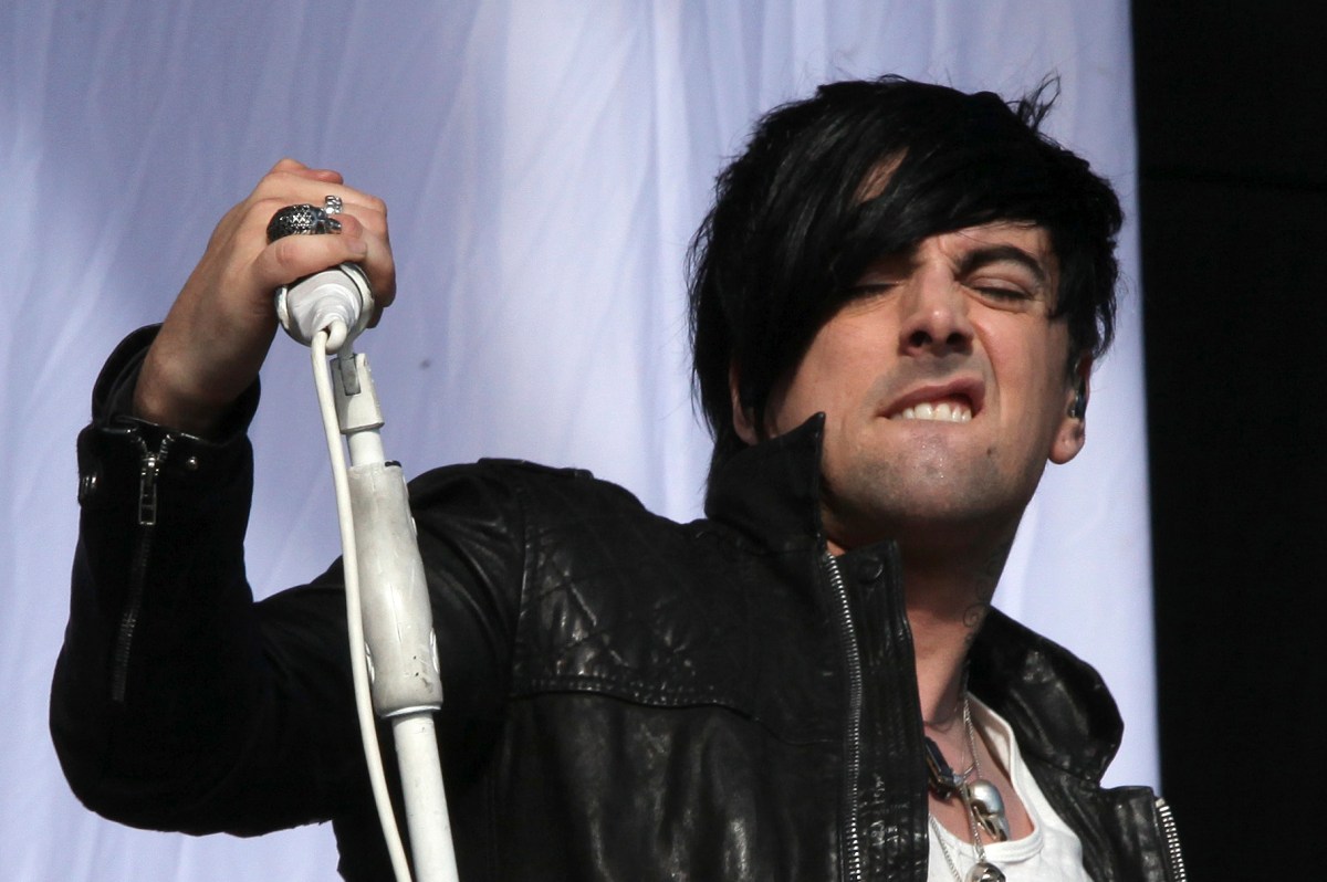 Asesinan a Ian Watkins, exvocalista de Lostprophets, en prisión mientras cumplía condena por pedofilia
