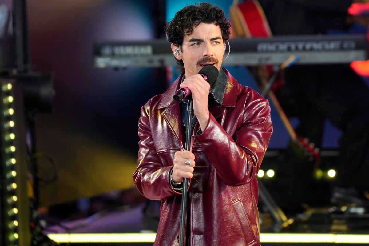 Joe Jonas reaccionó a los rumores de que consumió cocaína en el escenario