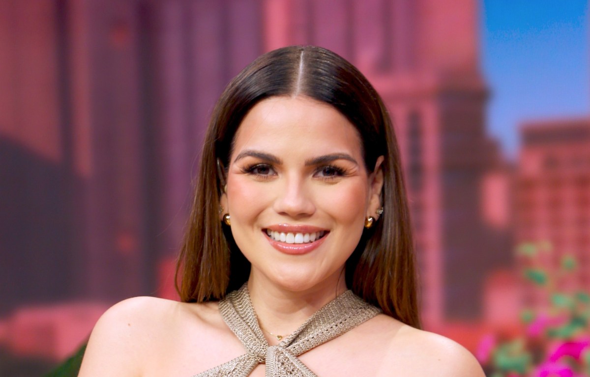 Karina Banda cuenta cómo la inteligencia artificial es su aliada a la hora de vestir