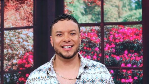Lorenzo Méndez, cantante, habla del Super Bowl en el que estará Bad Bunny.