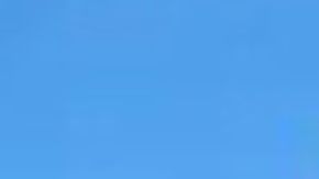 Marlon Odir Gómez Hernández, de 29 años, tuvo que ser rescatado tras quedar atrapado en el letrero.