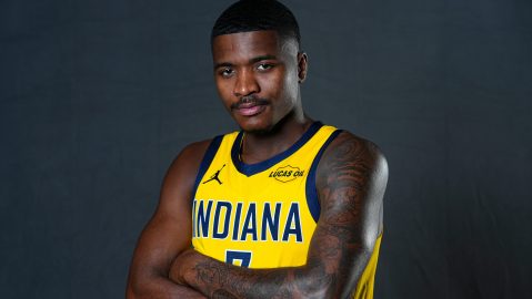 El base de los Indiana Pacers, Kam Jones.