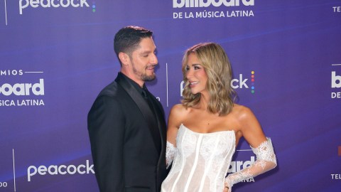 Paco Pizaña y Cristina Porta en los Premios Billboard a la Música Latina 2025.