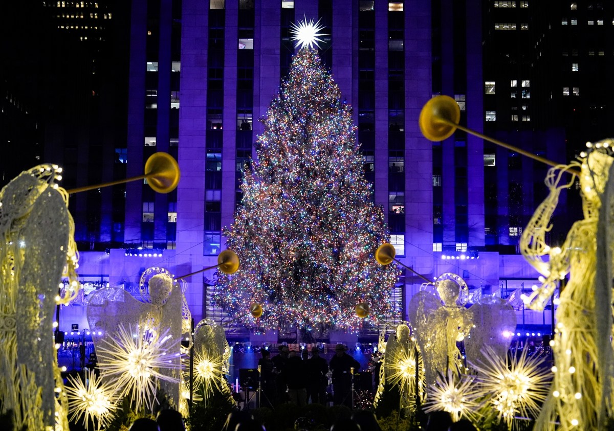 Así es el árbol que iluminará el Rockefeller Center en Navidad: tendrá 50,000 luces LED y la estrella de Swarovski