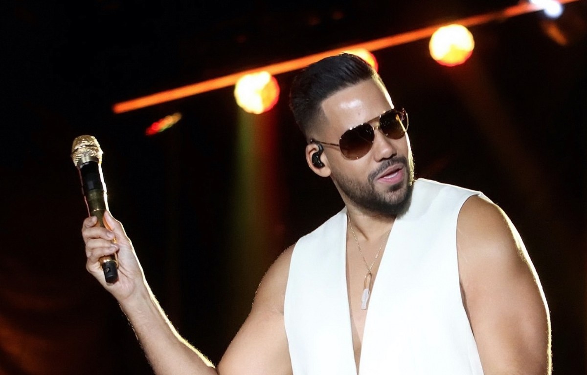 Romeo Santos sorprende con su disfraz en Halloween para anunciar nuevo álbum