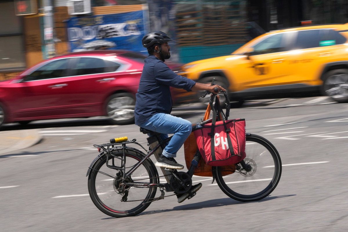 Nueva York: migrantes exigen seguridad laboral en el comercio ambulante