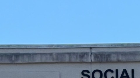 Si un beneficiario del SSI también califica para los beneficios del Seguro Social, entonces recibirá tres pagos en octubre de 2025.