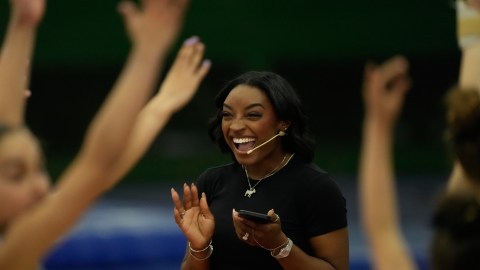 Simone Biles comenzó a construir esta casa después de casarse.