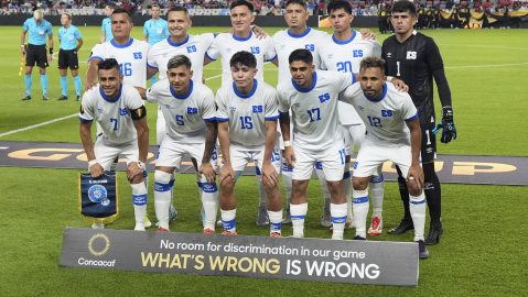Selección de El Salvador multada por la FIFA.