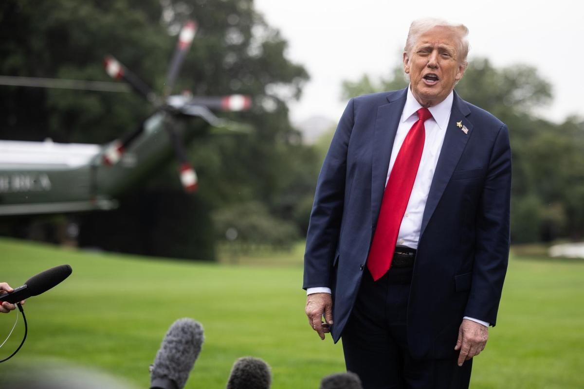 Trump declara “conflicto armado” contra cárteles, lo que justifica ataques en el Caribe