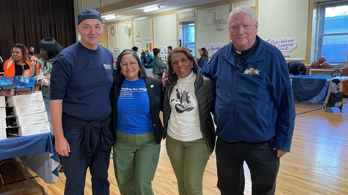 Un oasis en el desierto: Catholic Charities alimenta esperanza en El Bronx