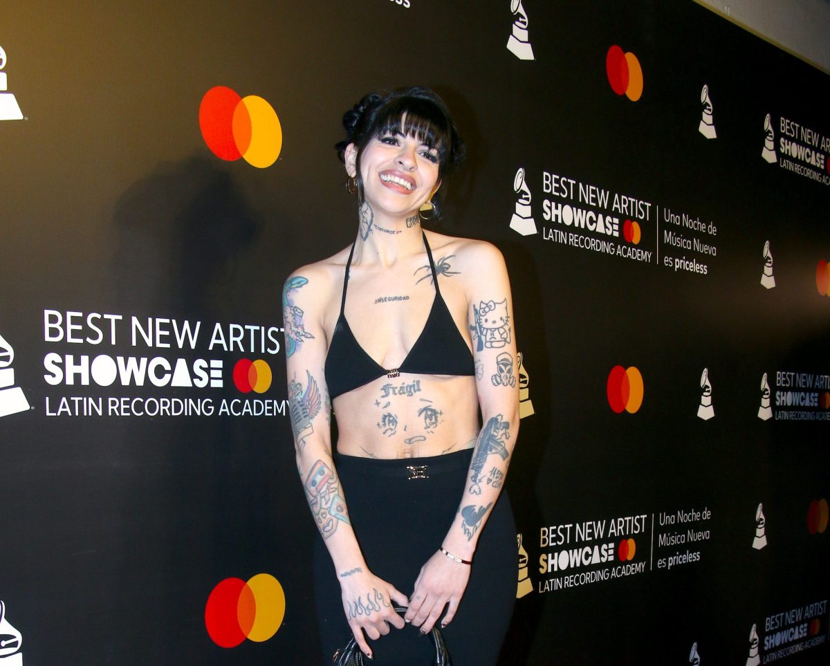 Cazzu celebra en su concierto el Día de las Madres en Argentina