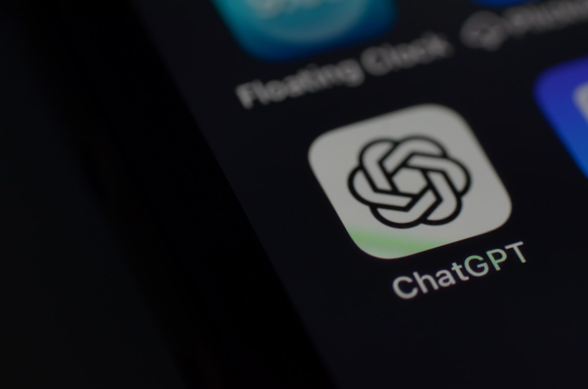 ChatGPT permitirá que usuarios verificados y mayores de edad accedan a contenido para adultos