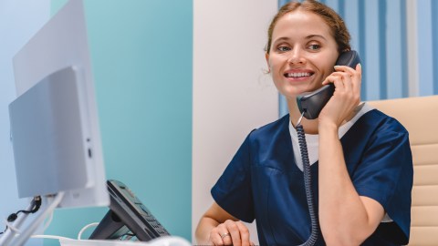 empleo-medio-tiempo-45-dolares-la-hora