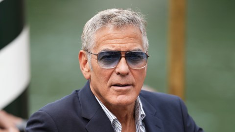 Clooney señaló que el alcohol siempre le atrajo mucho más.