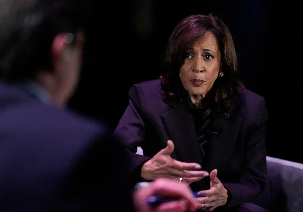 Cierre del gobierno: Kamala Harris defiende la postura demócrata y culpa a los republicanos