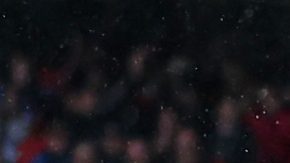 El receptor abierto de Los Angeles Rams, Konata Mumpfield (15), celebra después de anotar un touchdown durante la primera mitad de un partido de fútbol americano de la NFL entre Los Angeles Rams y los Jacksonville Jaguars en Londres, el domingo 19 de octubre de 2025.