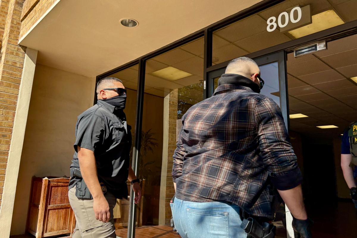 Gobierno de Trump despliega “grupo operativo” en el sur de Texas tras redada masiva
