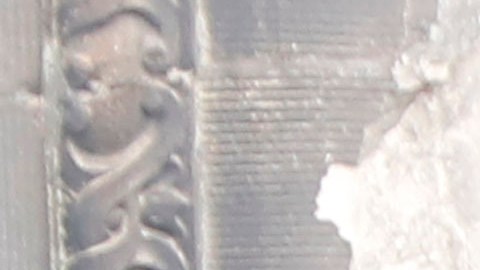 Nueve personas, entre ellos tres bomberos y cuatro policías, sufrieron lesiones leves por inhalación de humo.