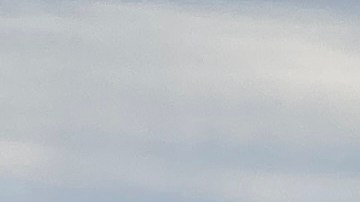 Una "movile lounge" es un camión elevado similar a un autobús que se utiliza para el embarque y desembarque de pasajeros.