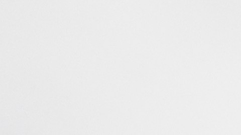 Foto referencial de manifestante pidiendo el fin de las deportaciones masivas.