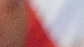 El gobernador de Texas, Greg Abbott, habla con los medios de comunicación tras la firma de un proyecto de ley mientras los senadores de Texas debaten un proyecto de ley sobre un nuevo mapa del Congreso de EE. UU.