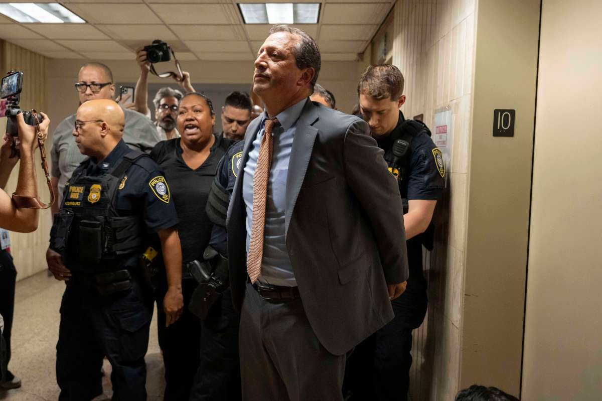 Contralor de la ciudad de NY, Brad Lander, enfrentará juicio por su arresto en 26 Federal Plaza