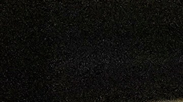 El jefe del Estado Mayor Conjunto, general Dan Caine, escucha al presidente Donald Trump, en la Sala del Gabinete de la Casa Blanca, el viernes 17 de octubre de 2025, en Washington.