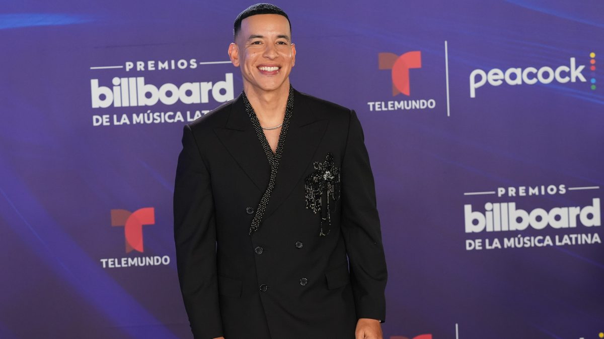 Bizarrap y Daddy Yankee animarán el halftime show del Dolphins vs. Commanders en Madrid