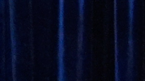 El presidente Donald Trump (izquierda) y el presidente chino Xi Jinping (derecha) se dan la mano antes de su reunión en el Aeropuerto Internacional de Gimhae en Busan, Corea del Sur, el jueves 30 de octubre de 2025.