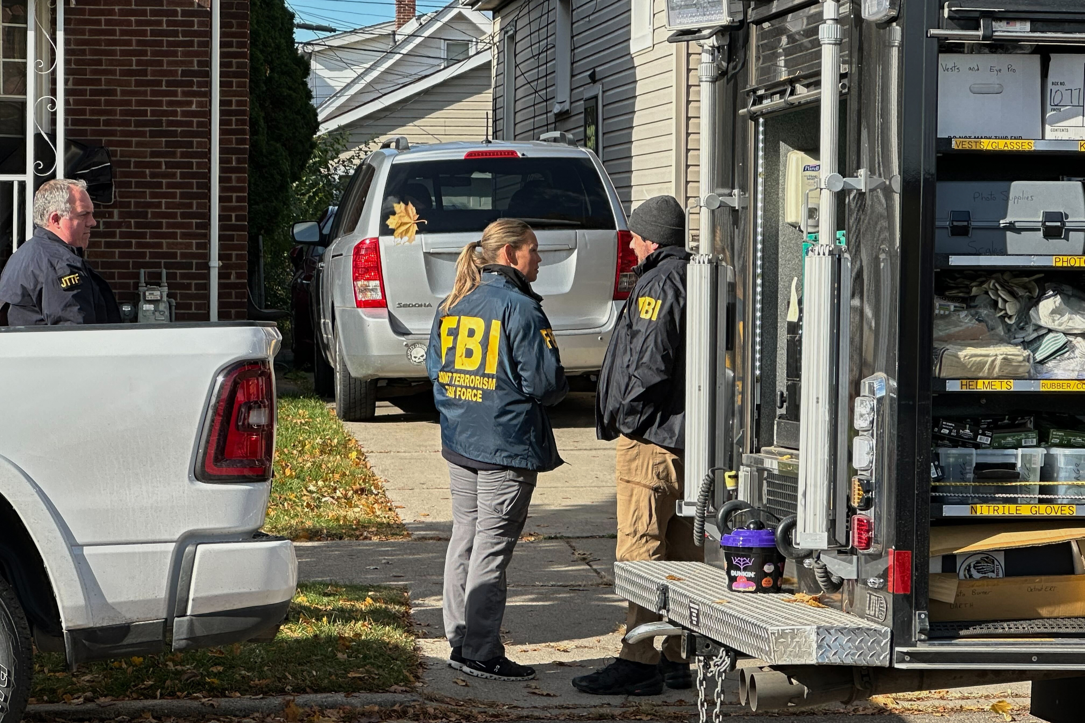 Arrestan a hombres en Michigan tras frustar un complot inspirado en ...