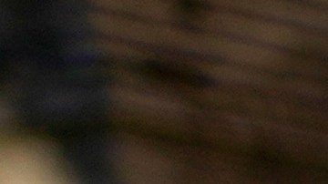 Mikie Sherrill en un centro de votación en Nueva Jersey