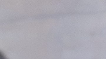 Mike Johnson regresa a su oficina tras reunirse con periodistas en el día 35 del cierre del gobierno, en el Capitolio.