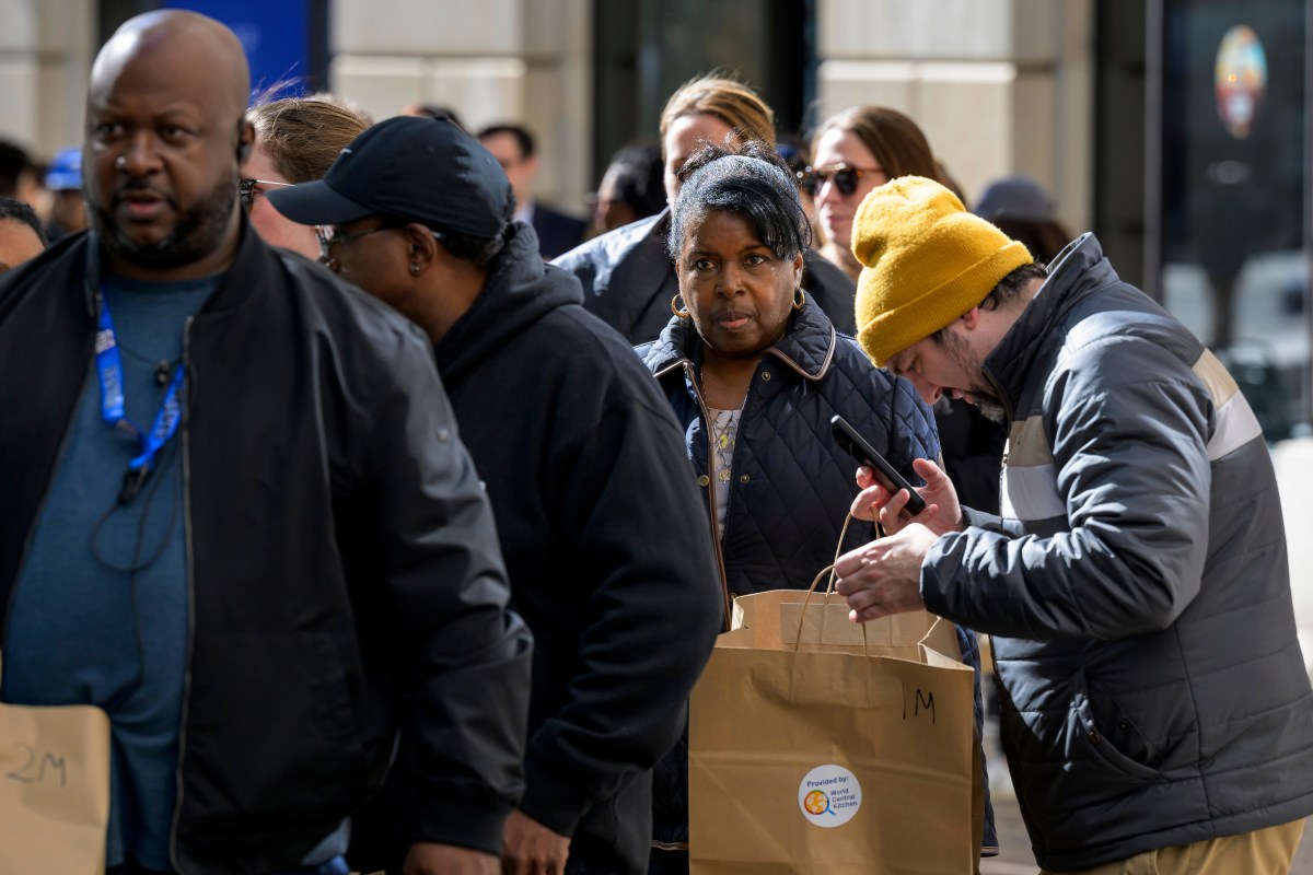 Este fin de semana el Gobierno empezará a procesar pagos atrasados a empleados federales afectados por el cierre