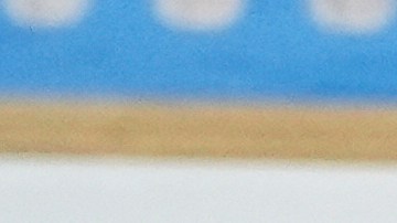 El presidente Donald Trump habla con los periodistas a su llegada en el Air Force One a la Base Conjunta Andrews, Maryland, el domingo 9 de noviembre de 2025.