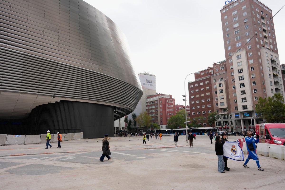 Revolución visual: el nuevo Santiago Bernabéu estrena imagen y logotipo propio