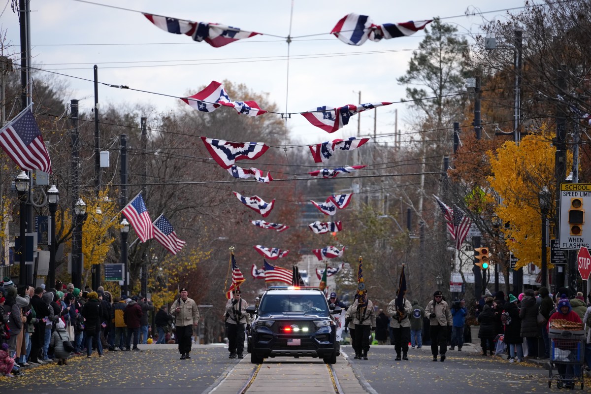 Día de los Veteranos: Cómo los combatientes latinos ayudaron en las victorias de EE.UU.