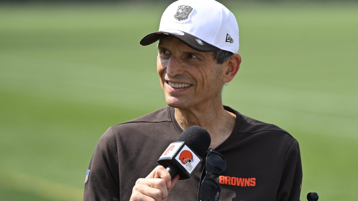 Leyenda de Cleveland Browns, Bernie Kosar, fue sometido a un trasplante de hígado