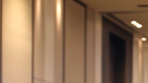 Bis La Medium analizó la polémica que hubo en el Miss Universo con Nawat Itsaragrisil.