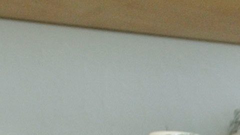 Victor Conte, fundador de BALCO, muestra uno de sus suplementos nutricionales en su oficina de Burlingame, California.