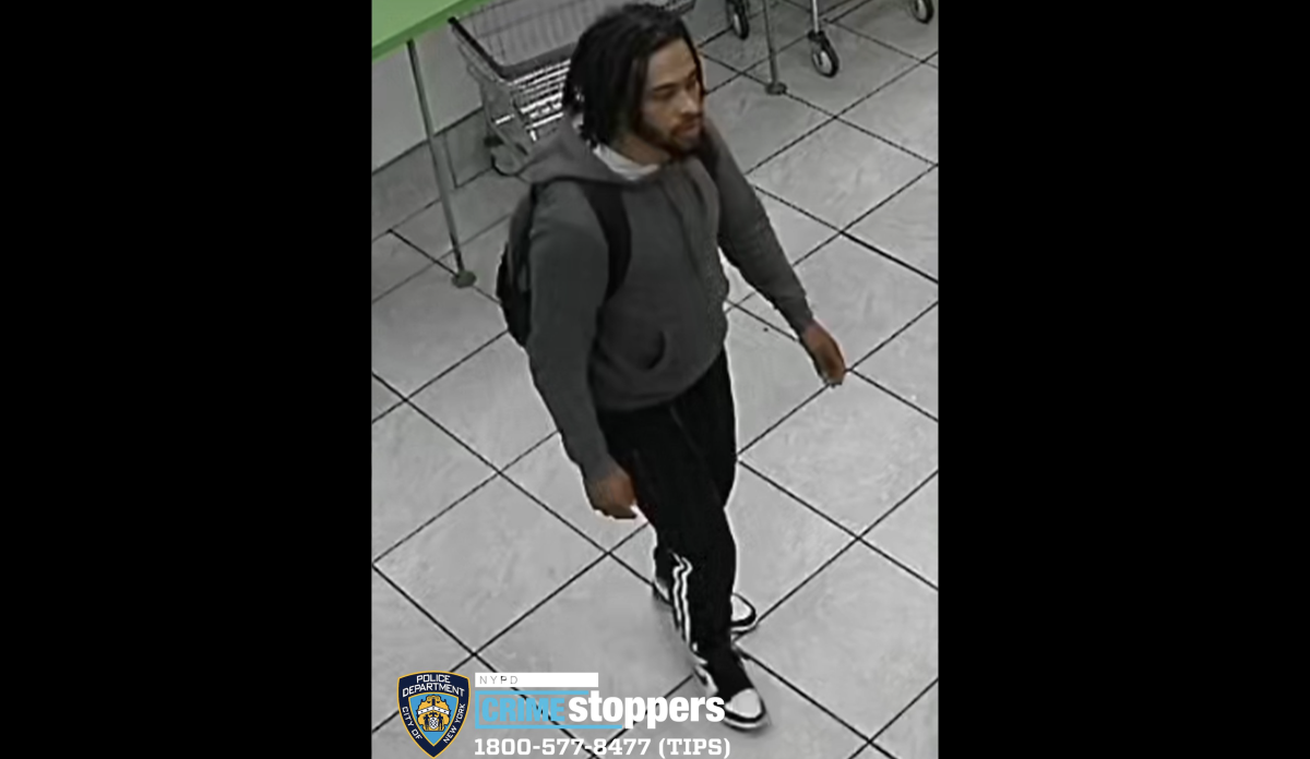 Caos durante comparecencia del pervertido acusado de violar a niña de 12 años en escalera de Brooklyn