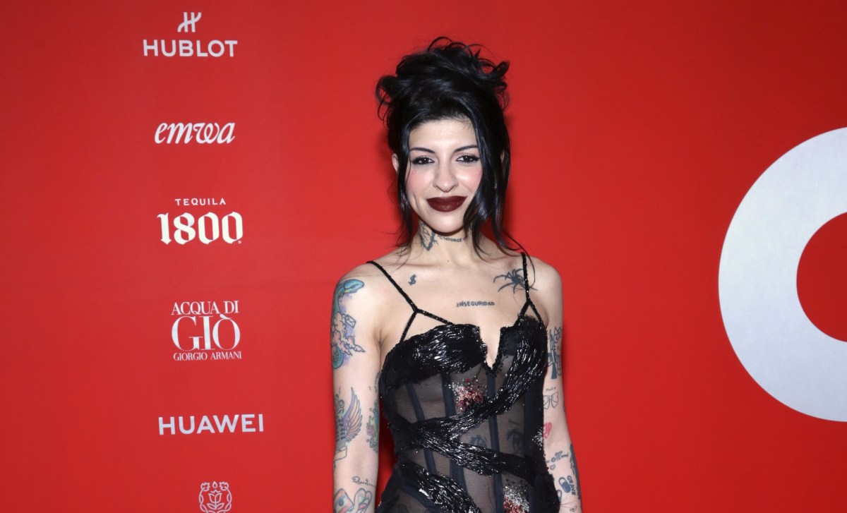 Cazzu desmiente rumores sobre la custodia total de su hija con Christian Nodal