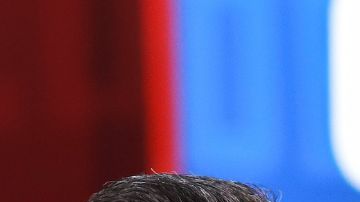 Mauricio Sulaimán y Fernando Valenzuela.