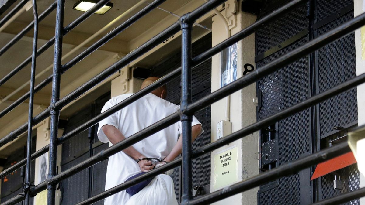 Cuatro personas de California sentenciadas a prisión por defraudar a Medicare por millones de dólares