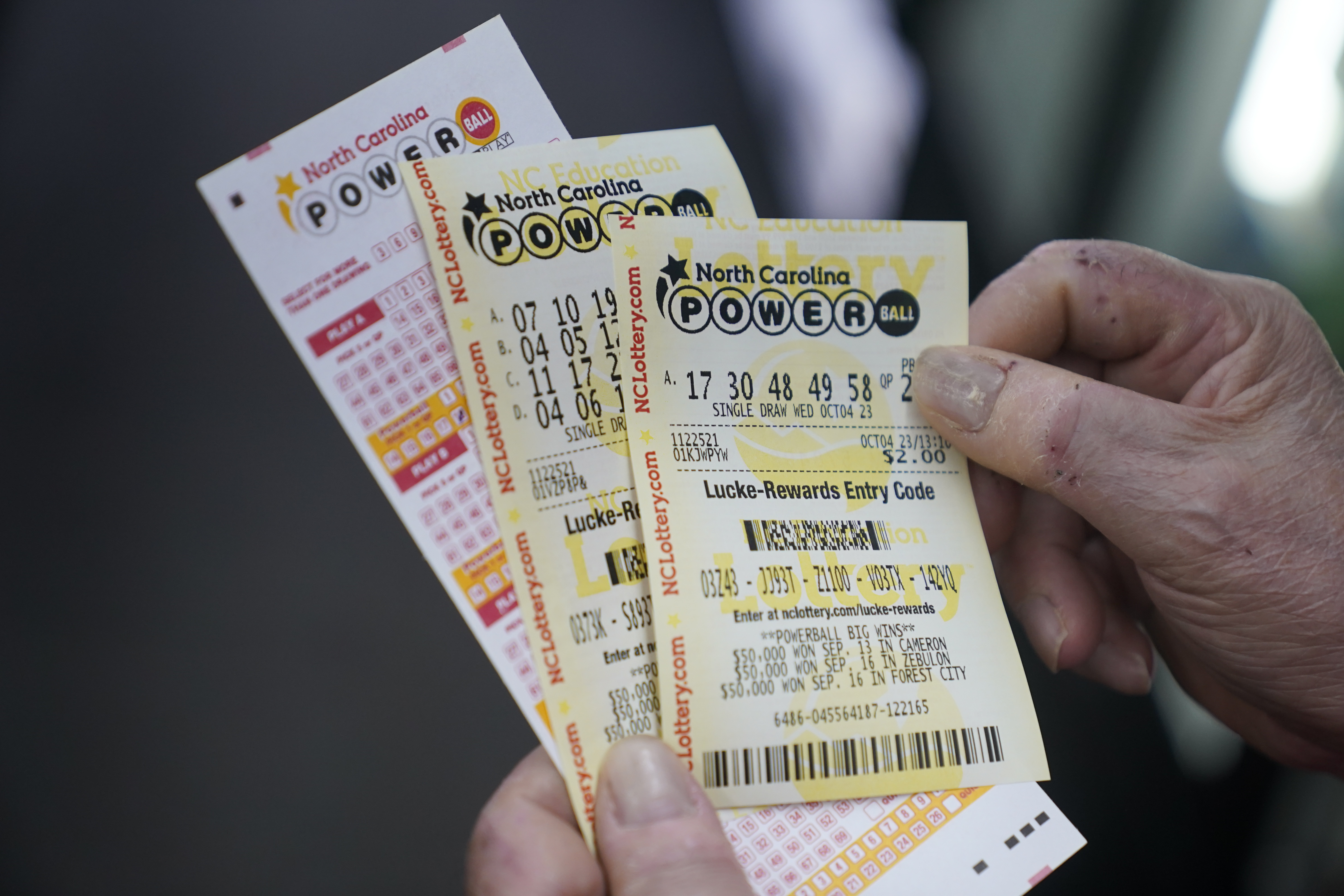 Dos premios millonarios Powerball a punto de perderse en Nueva York: los ganadores no aparecen