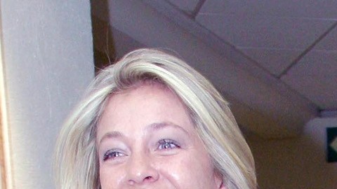 Camila Sodi acompañada de su madre.