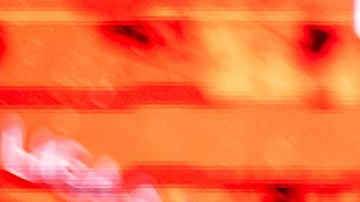 Héctor Herrera estaría saliendo con la aztriz Paola Villalobos.