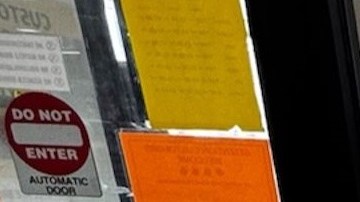 Isabel Carrillo participó en uno de los eventos informativos a principios de este 2025 y recibió una bolsa promocional.