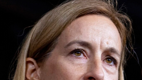 Los candidatos tienen una diferencia de menos de un punto porcentual.