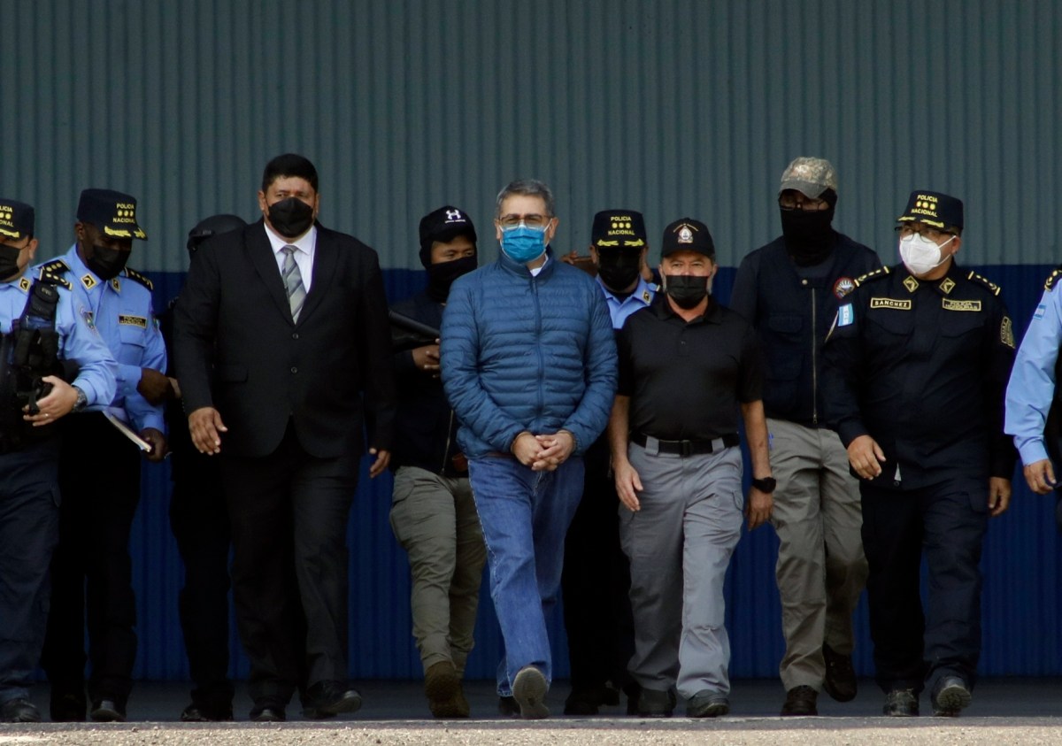 Esposa de Juan Orlando Hernández agradece a Donald Trump por el indulto